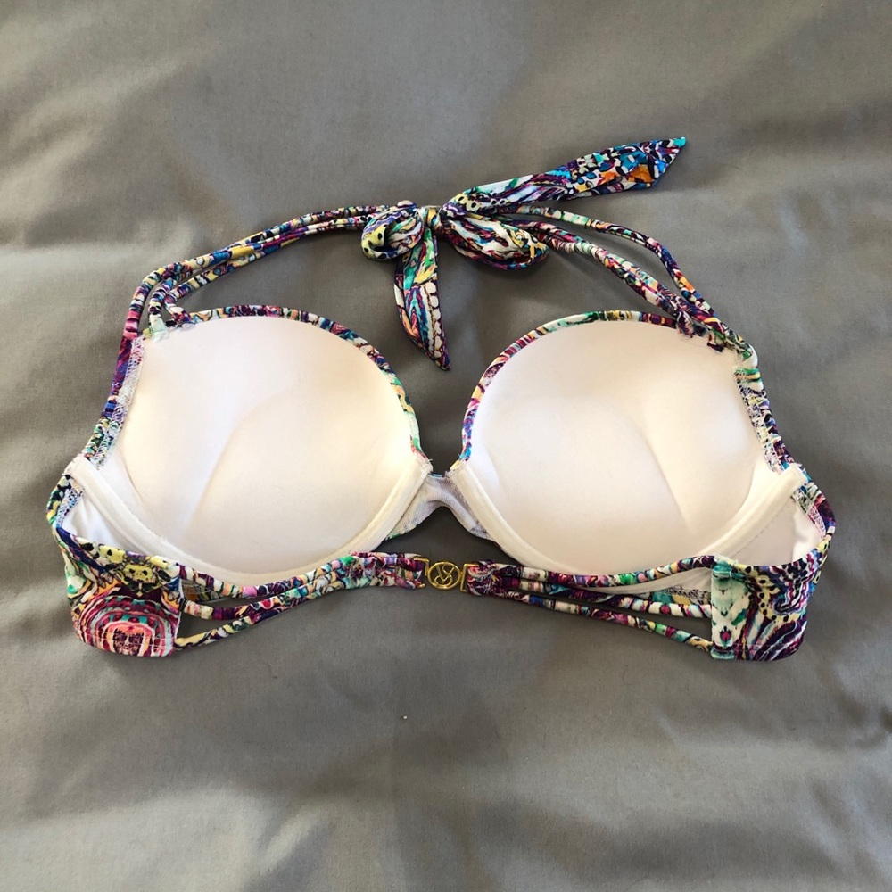 Victoria’s Secret Bombshell Paisley Bikini Top - Picture 2 of 3